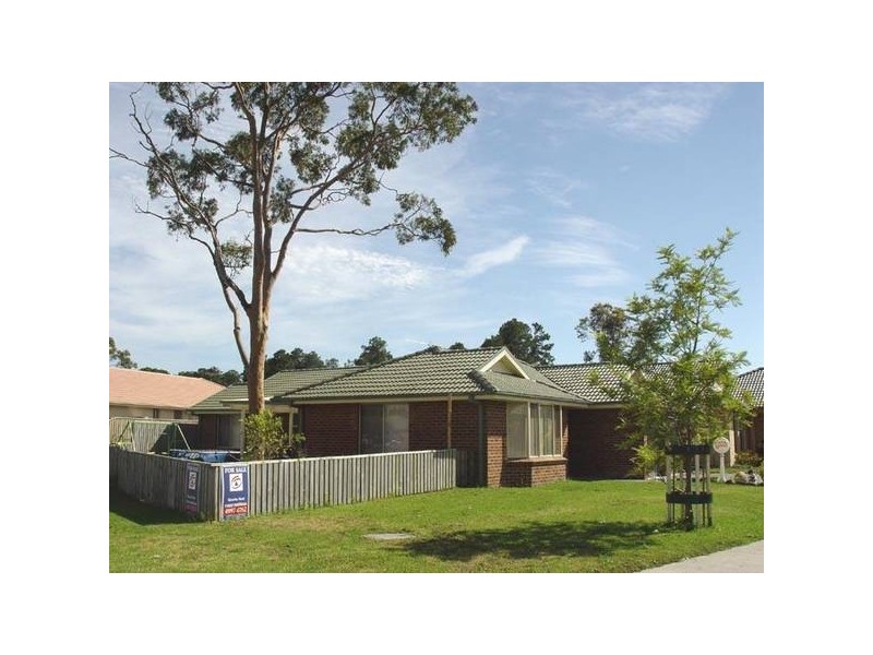 21 Billabong AVENUE, Tea Gardens NSW 2324