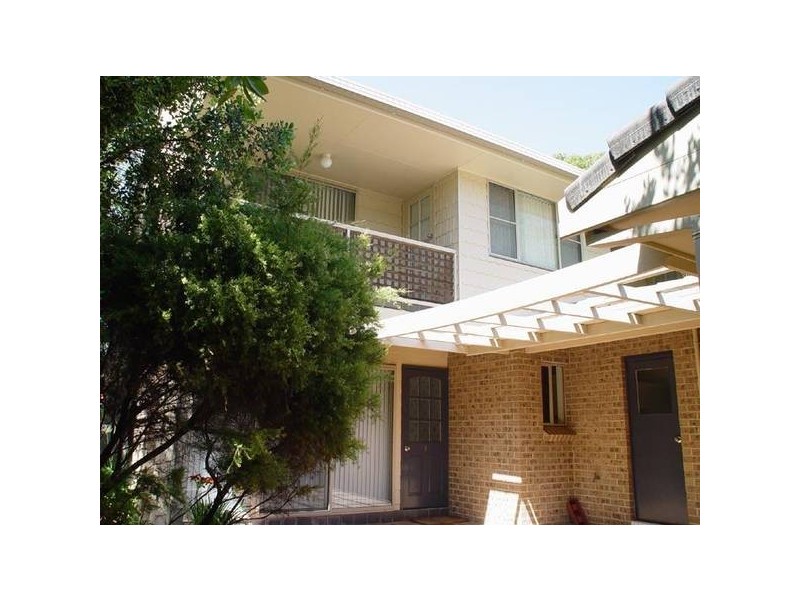 1/10 Bowral Street, Hawks Nest NSW 2324