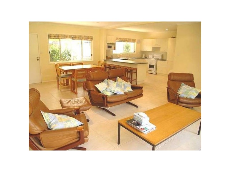 45 Albatross Avenue, Hawks Nest NSW 2324
