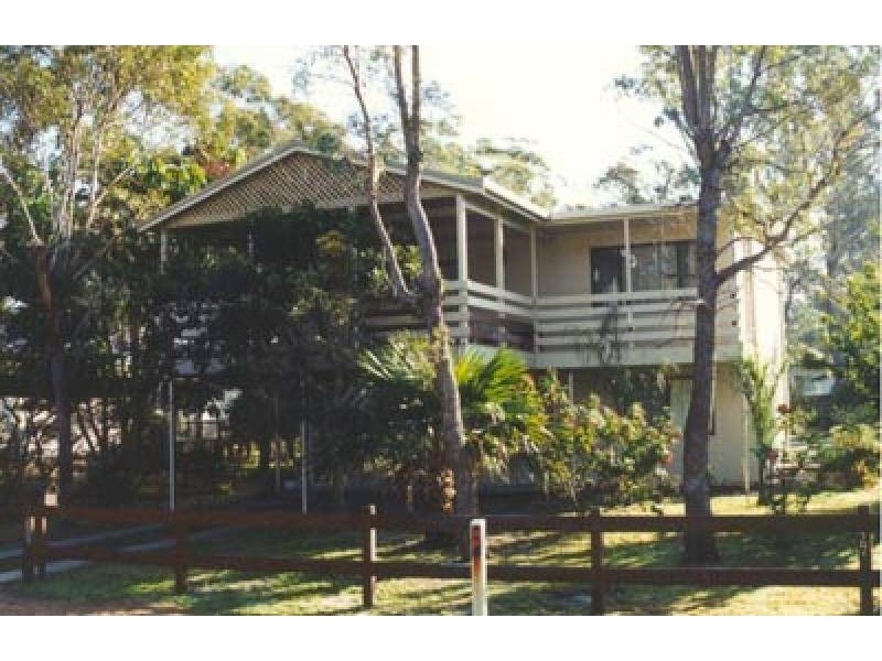 27 Moola Street, Hawks Nest NSW 2324