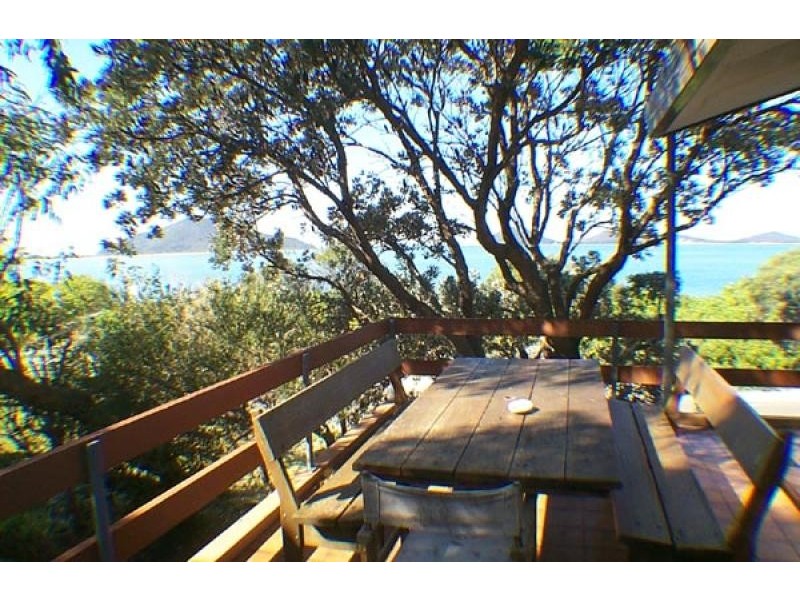 87 The Boulevarde, Hawks Nest NSW 2324