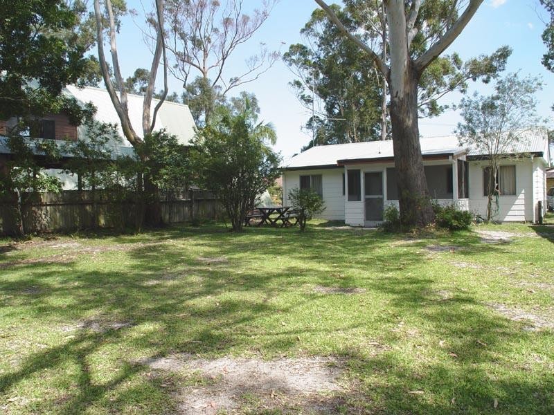 13 Carramar Crescent, Hawks Nest NSW 2324