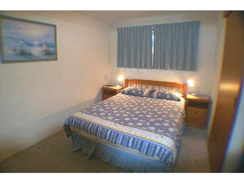 2/72 Mirreen Street, Hawks Nest NSW 2324