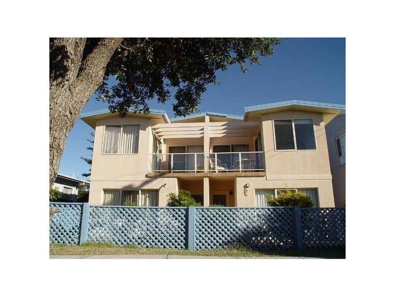 4/5 Beach Road, Hawks Nest NSW 2324