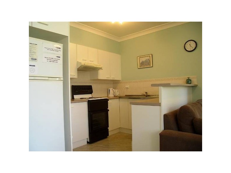 4/5 Beach Road, Hawks Nest NSW 2324