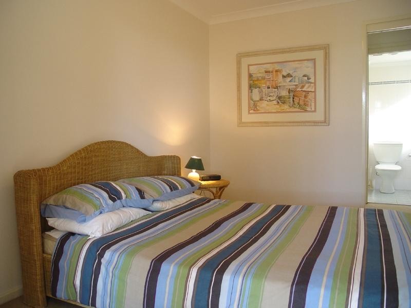 8/1 Beach Road, Hawks Nest NSW 2324