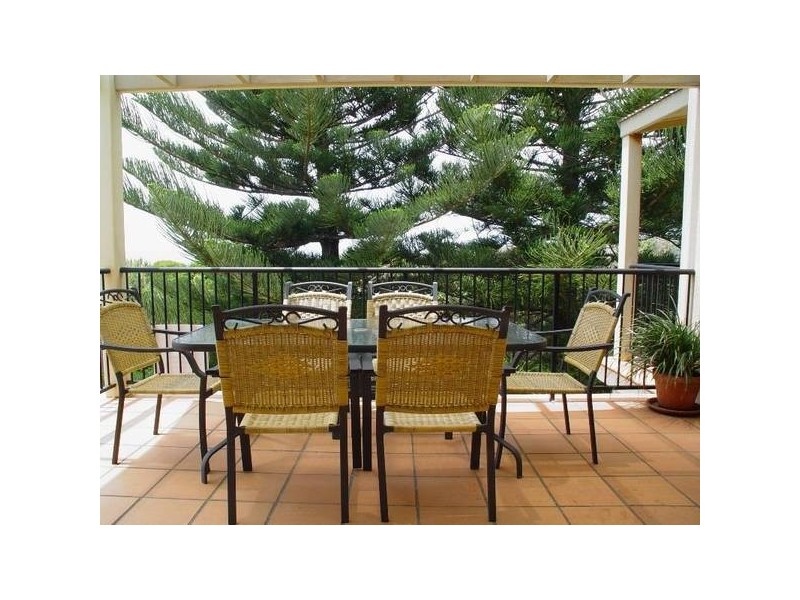 7/9 Beach Road, Hawks Nest All, Hawks Nest NSW 2324