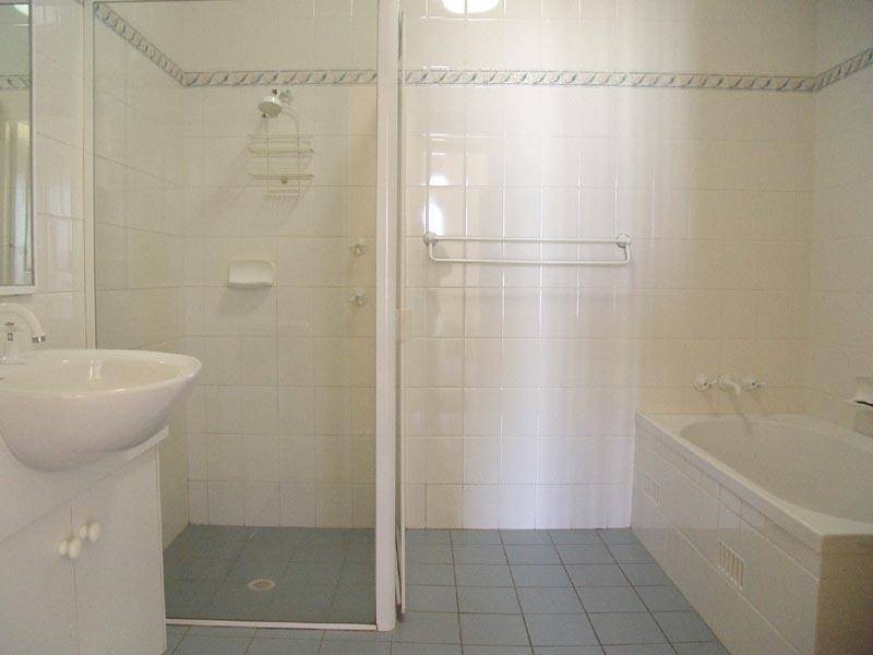 11/1 Beach Road, Hawks Nest NSW 2324