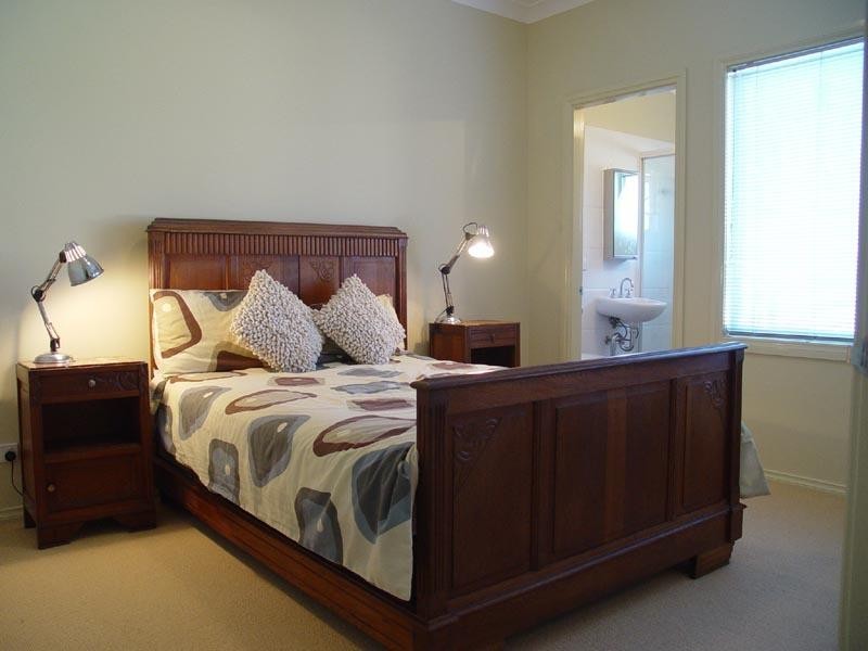 38 Yamba Street, Hawks Nest NSW 2324