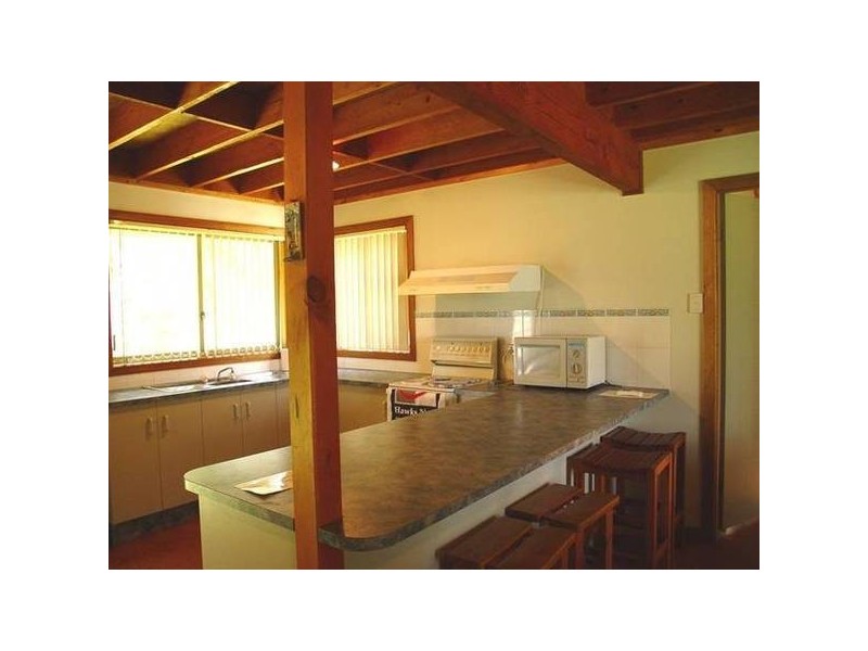 33 Cambage Street, Pindimar NSW 2324