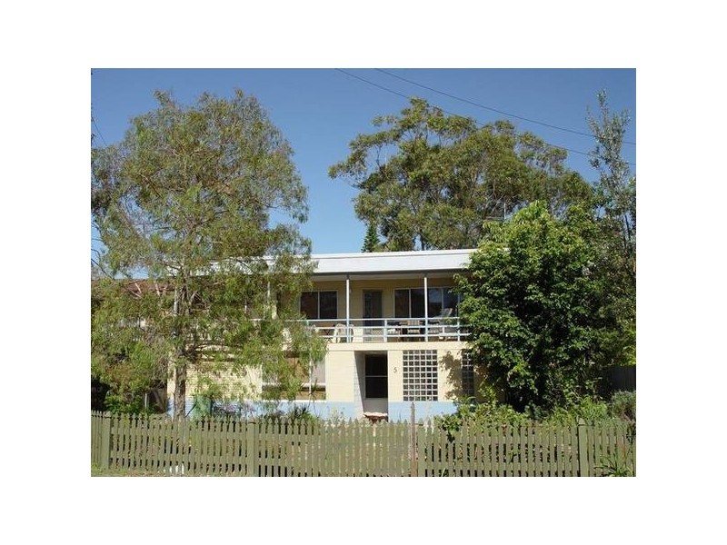 5 Fishermans Walk, Hawks Nest NSW 2324