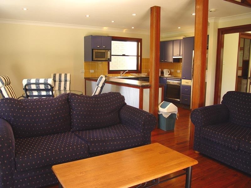 8 Sundeck Avenue, Hawks Nest NSW 2324