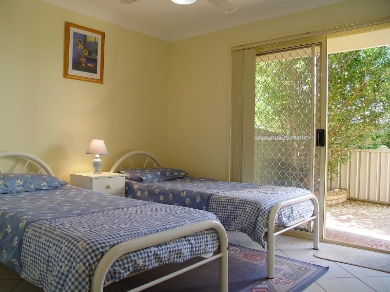 2/16 Bennett Street, Hawks Nest NSW 2324