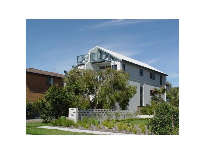 2-19 Beach Road, Hawks Nest NSW 2324