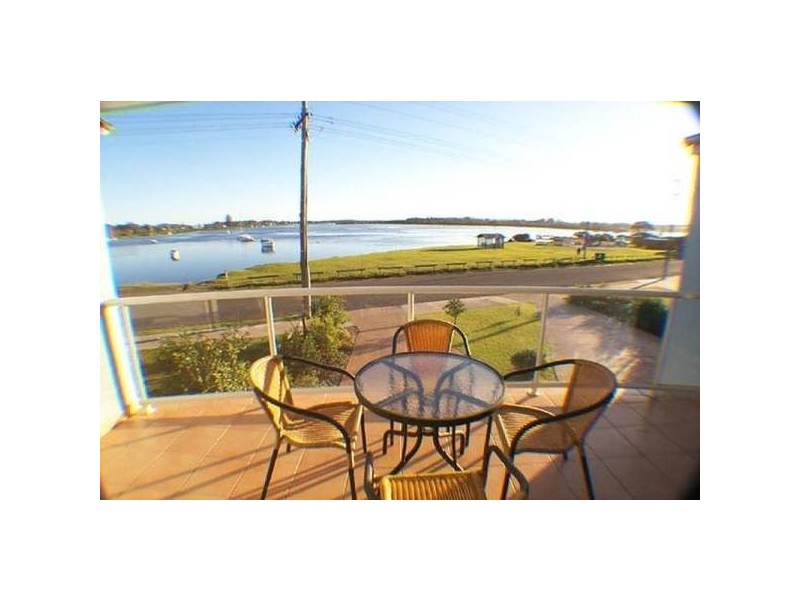 42a Moira Parade, Hawks Nest NSW 2324