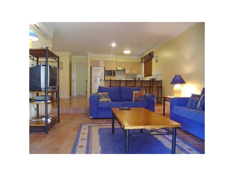 2/7 Margaret Street, Hawks Nest NSW 2324
