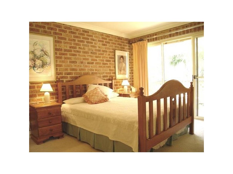 1/2 West Close, Hawks Nest NSW 2324