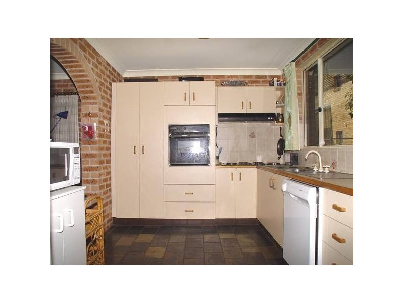 1/2 West Close, Hawks Nest NSW 2324