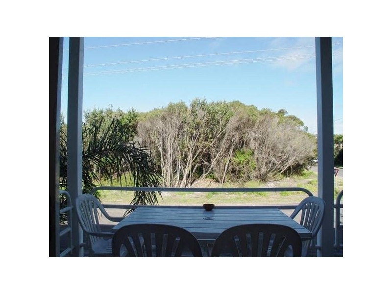 1/26 Bennett Street, Hawks Nest NSW 2324