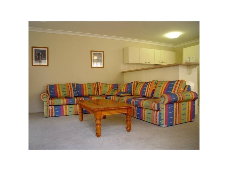 2/14 Bennett Street, Hawks Nest NSW 2324