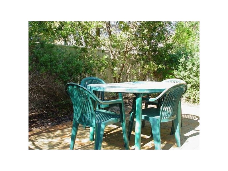 2/14 Bennett Street, Hawks Nest NSW 2324