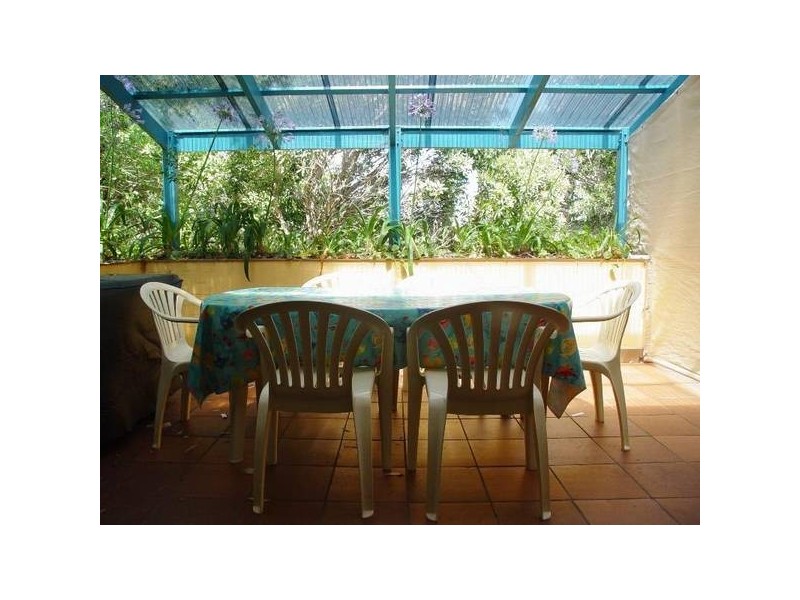 2/7 Russell Street, Hawks Nest NSW 2324