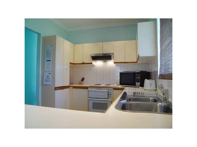 2/7 Russell Street, Hawks Nest NSW 2324