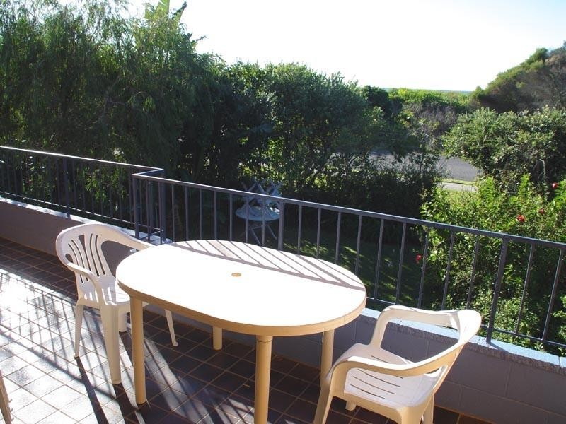 8/21 Beach Road, Hawks Nest NSW 2324