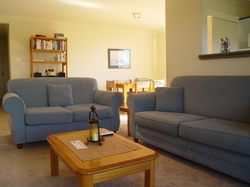 10/21 Beach Road, Hawks Nest NSW 2324