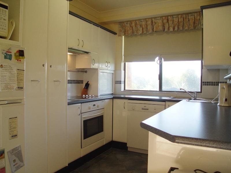 10/21 Beach Road, Hawks Nest NSW 2324