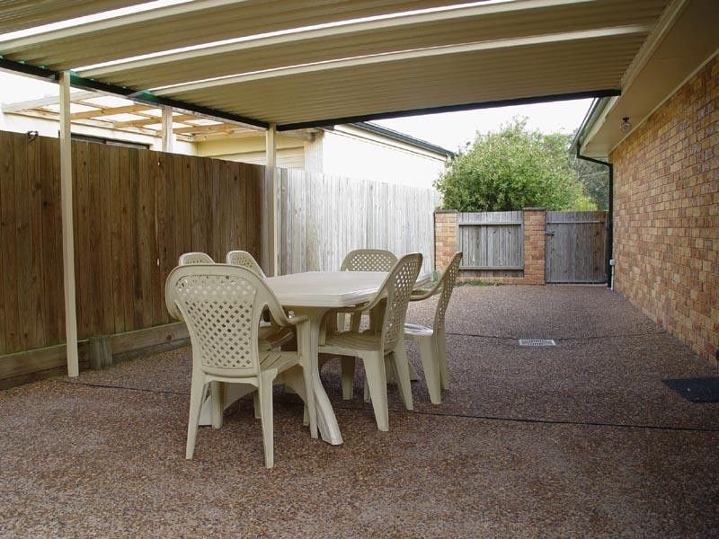 2/39 Tuloa AVENUE, Hawks Nest NSW 2324