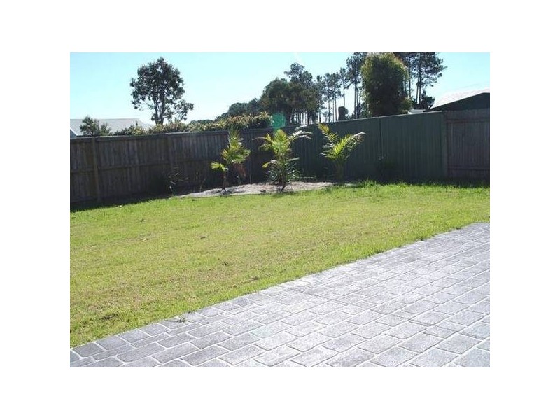 25 Billabong Avenue, Tea Gardens NSW 2324