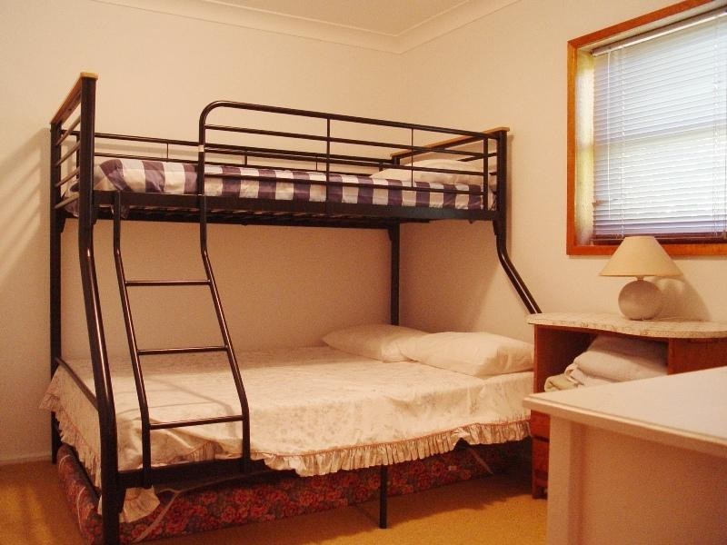 39 Yamba Street, Hawks Nest NSW 2324
