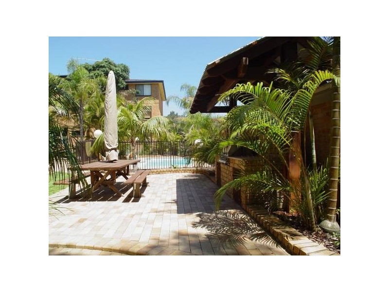 6/21 BEACH ROAD, Hawks Nest NSW 2324