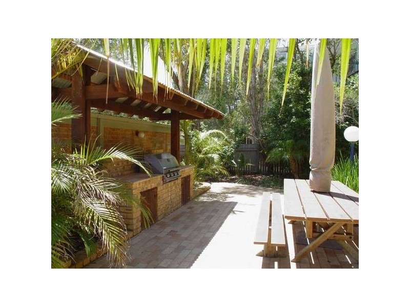 6/21 BEACH ROAD, Hawks Nest NSW 2324