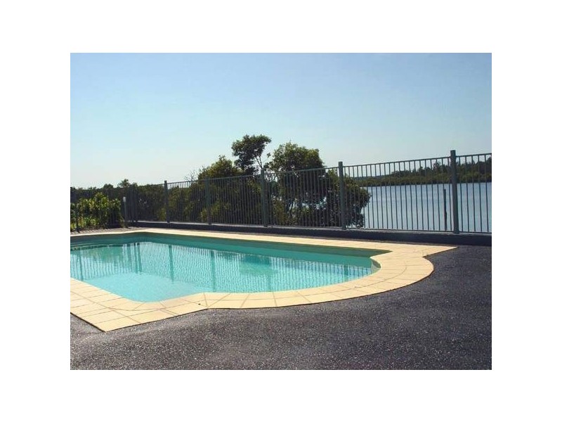 1 Marine Drive, Tea Gardens NSW 2324