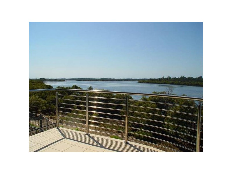 1 Marine Drive, Tea Gardens NSW 2324