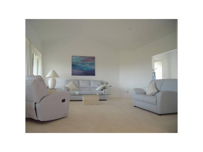 2 Sanctuary Close, Tea Gardens NSW 2324