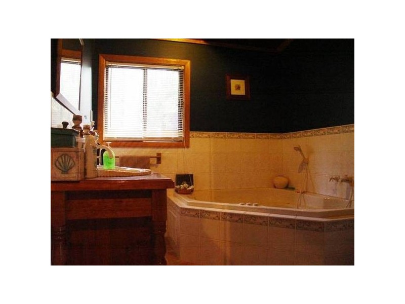 87 Cove Boulevard, North Arm Cove NSW 2324