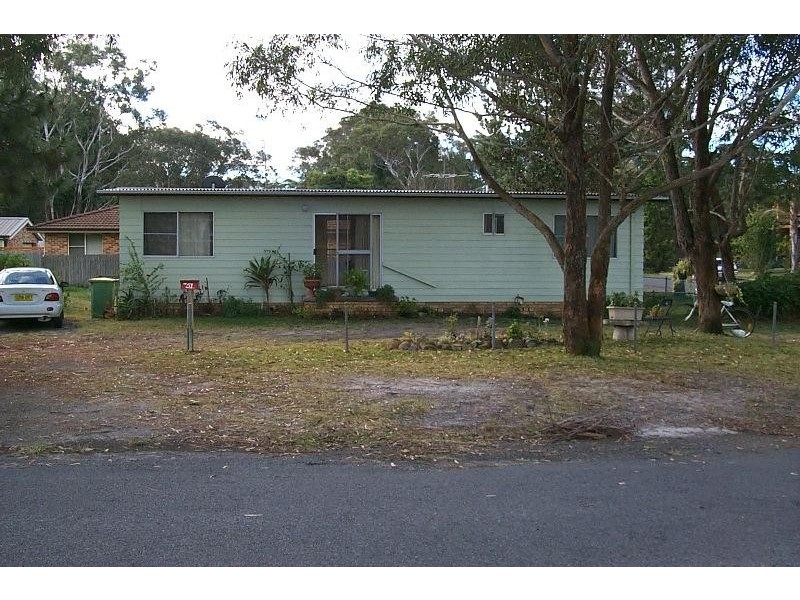 51 Mermaid AVENUE, Hawks Nest NSW 2324