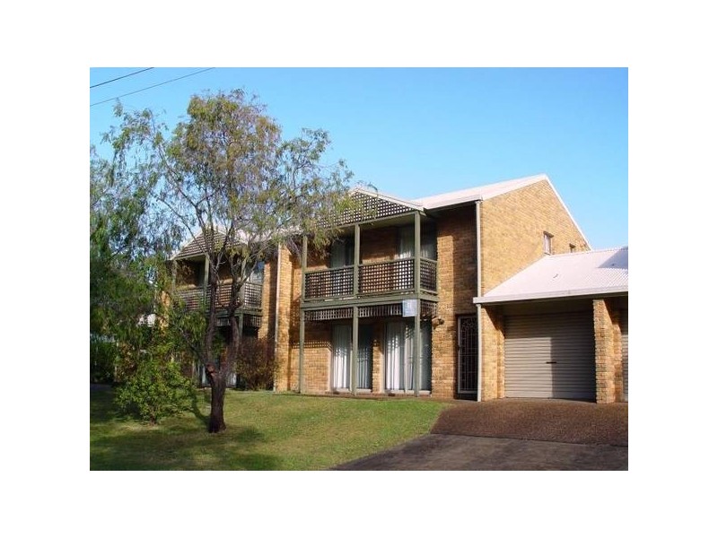 2/1 Margaret Street, Hawks Nest NSW 2324