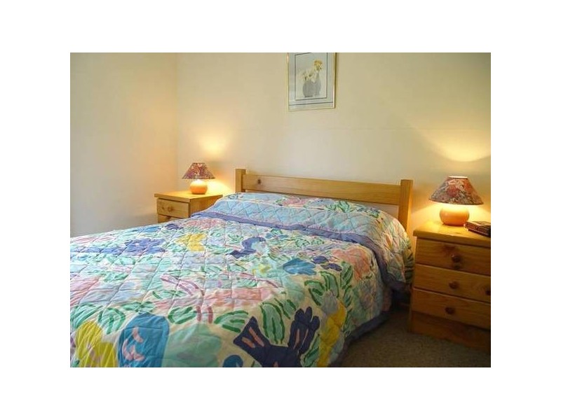 2/1 Margaret Street, Hawks Nest NSW 2324