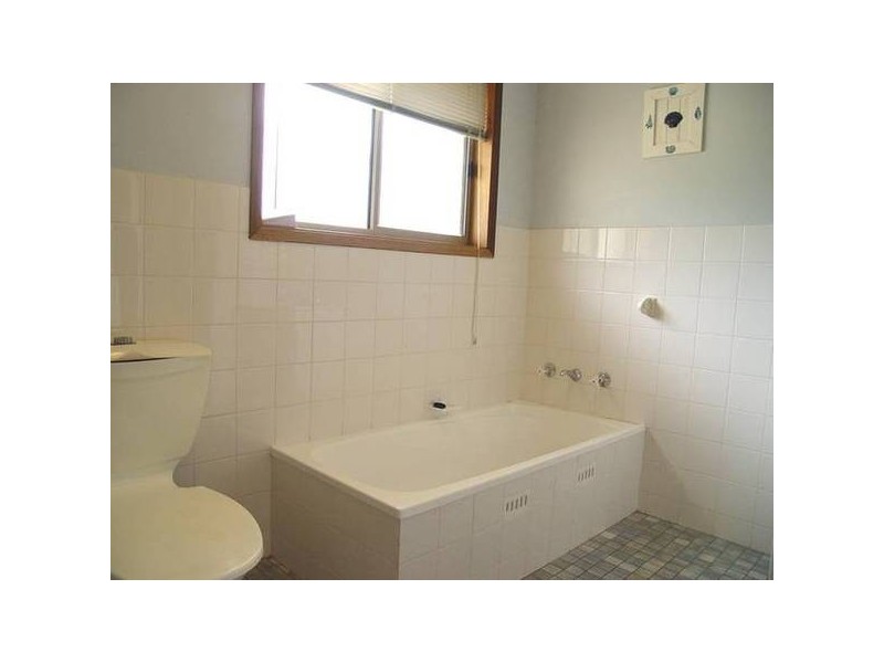 2/1 Margaret Street, Hawks Nest NSW 2324