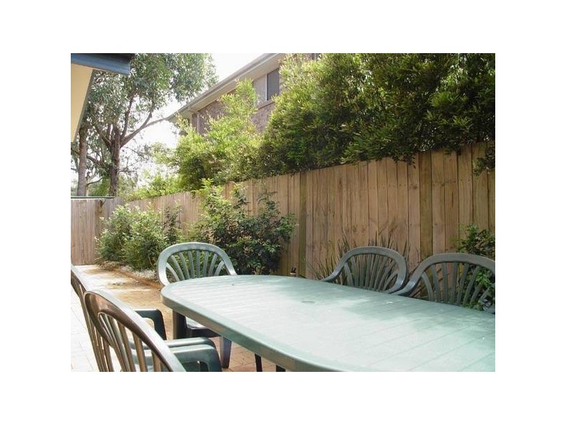 4/11 Bennett Street, Hawks Nest NSW 2324