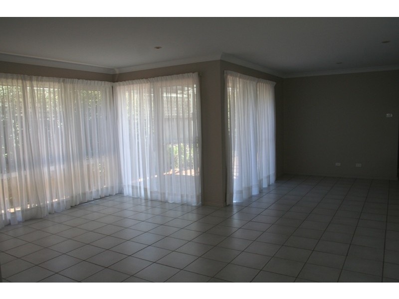 12 Port WAY, Hawks Nest NSW 2324