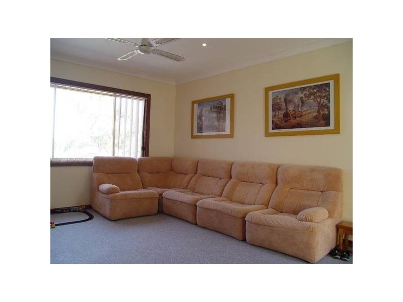 4 THE Esplanade, North Arm Cove NSW 2324