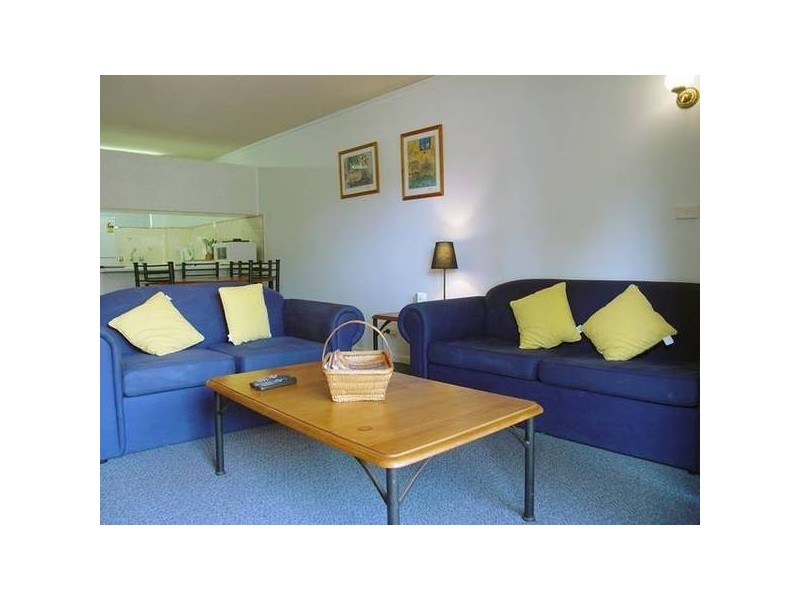 402/100 Booner STREET, Hawks Nest NSW 2324