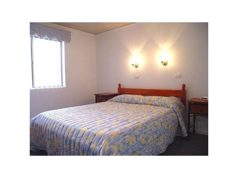 402/100 Booner STREET, Hawks Nest NSW 2324