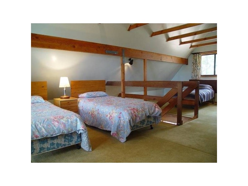 3 THE Esplanade, North Arm Cove NSW 2324