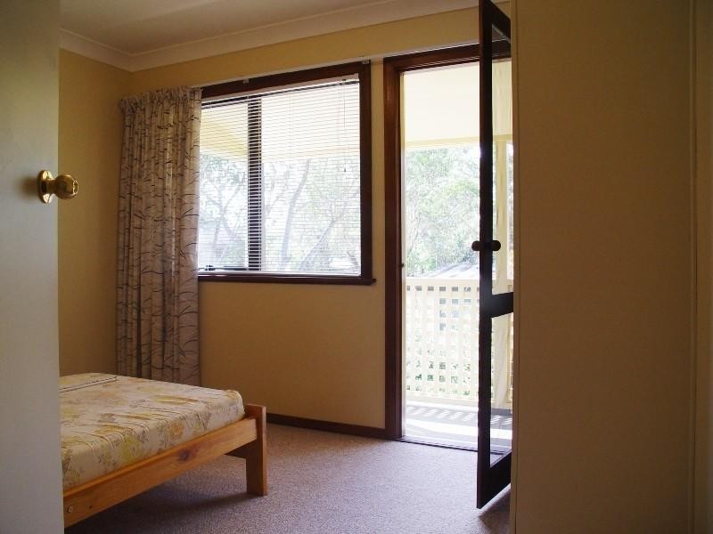 11 Carinya Close, Hawks Nest NSW 2324